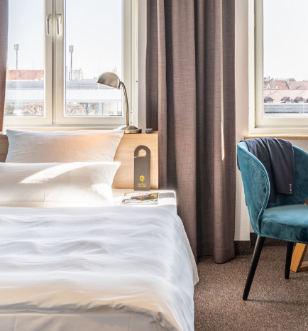 WHY BOOK DIRECTLY WITH US?